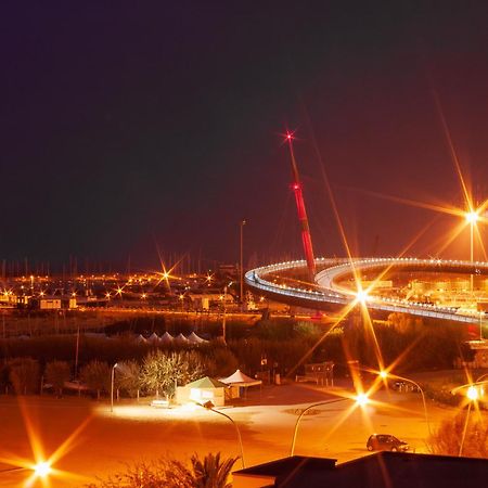 "Casa Incantevole" Fronte Mare Pescara - Appartamento Via Buozzi المظهر الخارجي الصورة