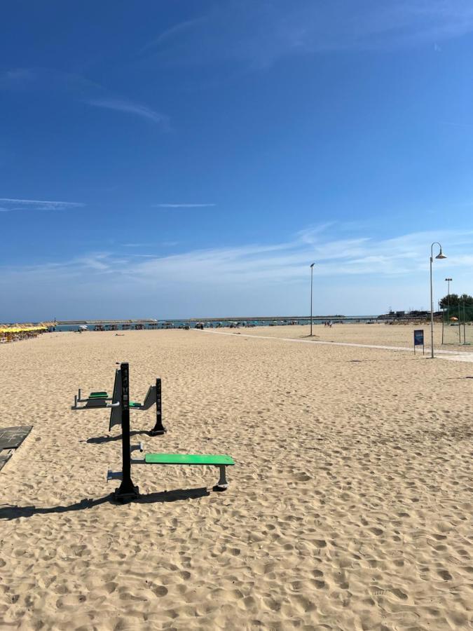 "Casa Incantevole" Fronte Mare Pescara - Appartamento Via Buozzi المظهر الخارجي الصورة