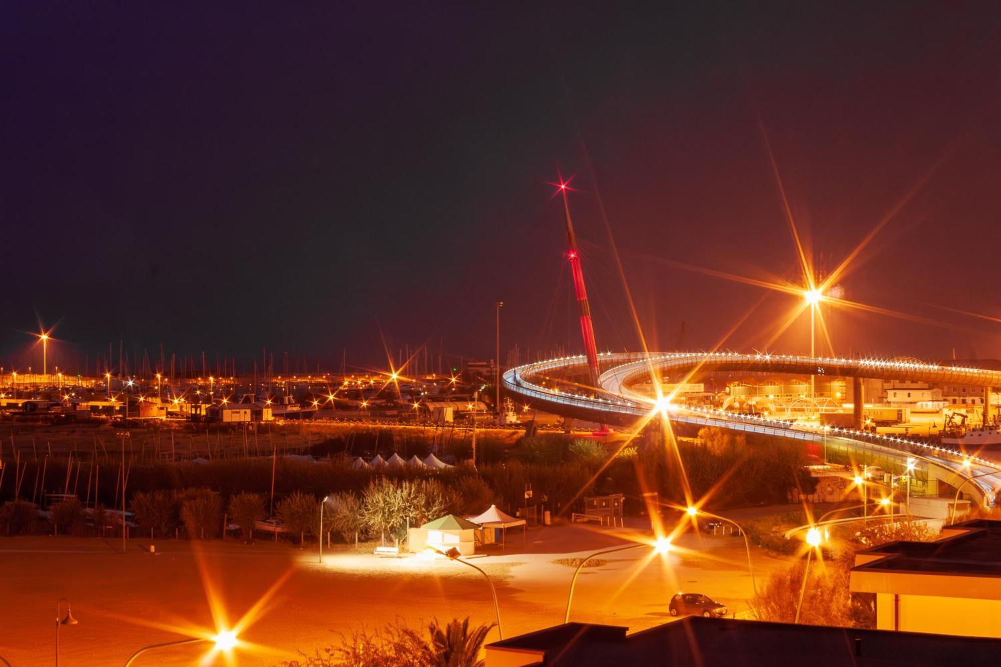 "Casa Incantevole" Fronte Mare Pescara - Appartamento Via Buozzi المظهر الخارجي الصورة